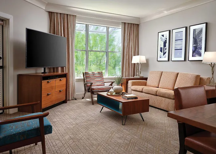 Marriott's Canyon Hotel
